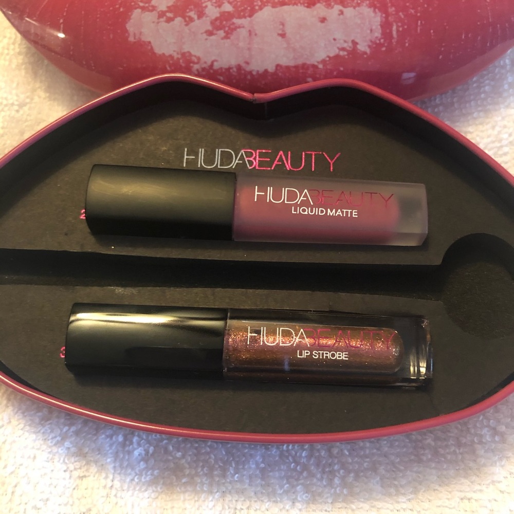 Huda lip kit
